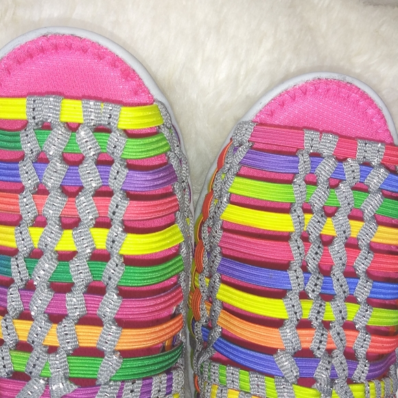 Shoes - Picture 13 of 14